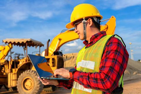 Heavy construction machinery logistics: Explore Planning and Transport Basics
